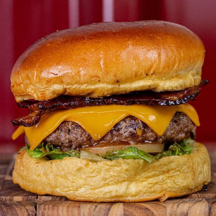 Hambúrguer Bomba Bacon Brasa